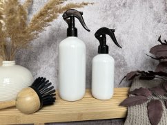 Bílá lahvička s rozprašovačem - objem 250/500 ml
