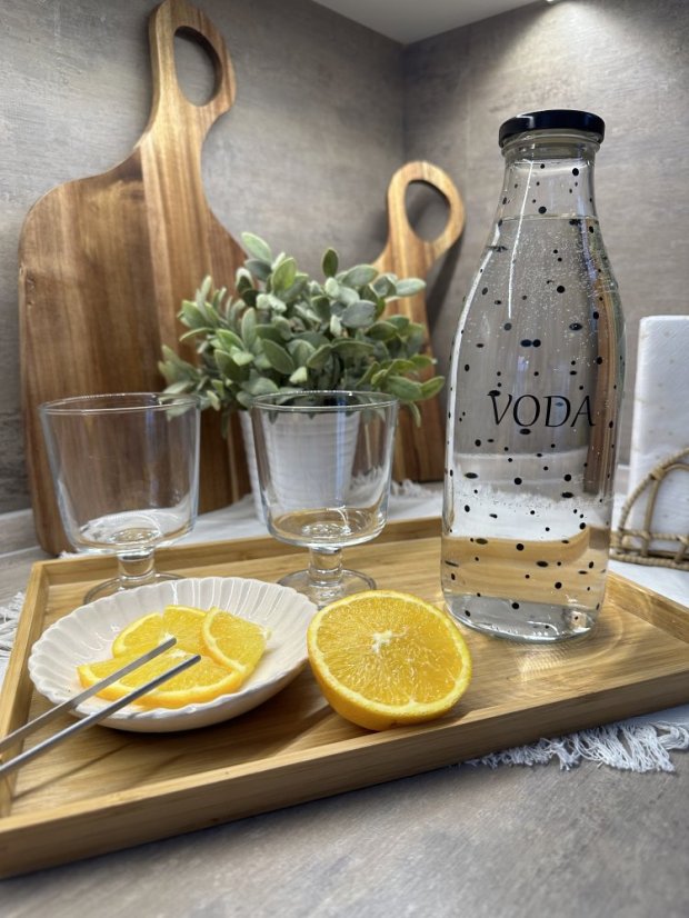 Čirá skleněná láhev se šroubovacím uzávěrem a polepem - objem 1000 ml - Varianta: s textem, Text: Limonáda