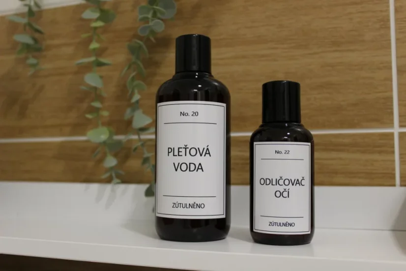 Hnědá lahvička s disc top uzávěrem - objem 100/250/500 ml - Velikost: 250 ml